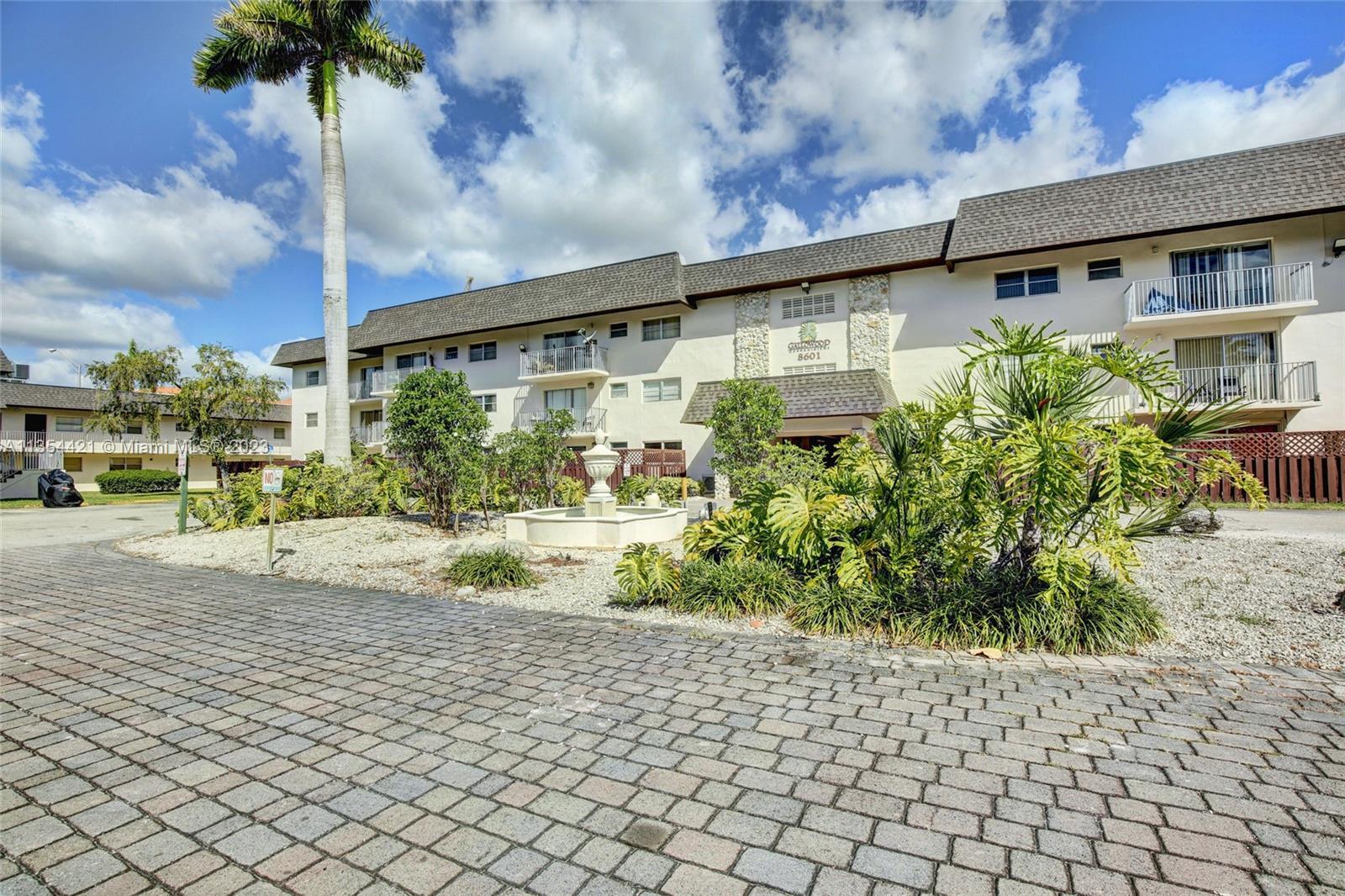 8601 SW 94th St # 222W, Miami FL 33156 photo 3