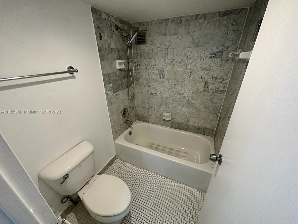 555 NE 15th St # 501, Miami FL 33132 photo 4