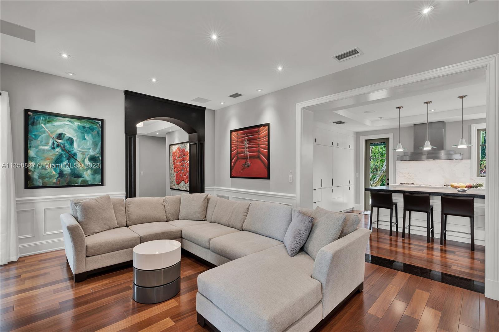 932 Escobar Ave, Coral Gables FL 33134 photo 4