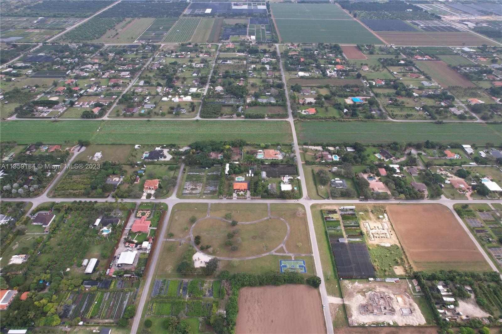 23840 SW 209th Pl, Homestead FL 33031 photo 2