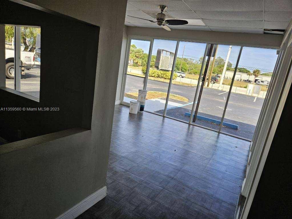 4405 S Us Highway 1 # B, Fort Pierce FL 34982 photo 4