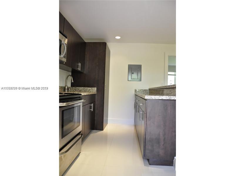 3071 SW 27th Ave # 25, Miami FL 33133 photo 3