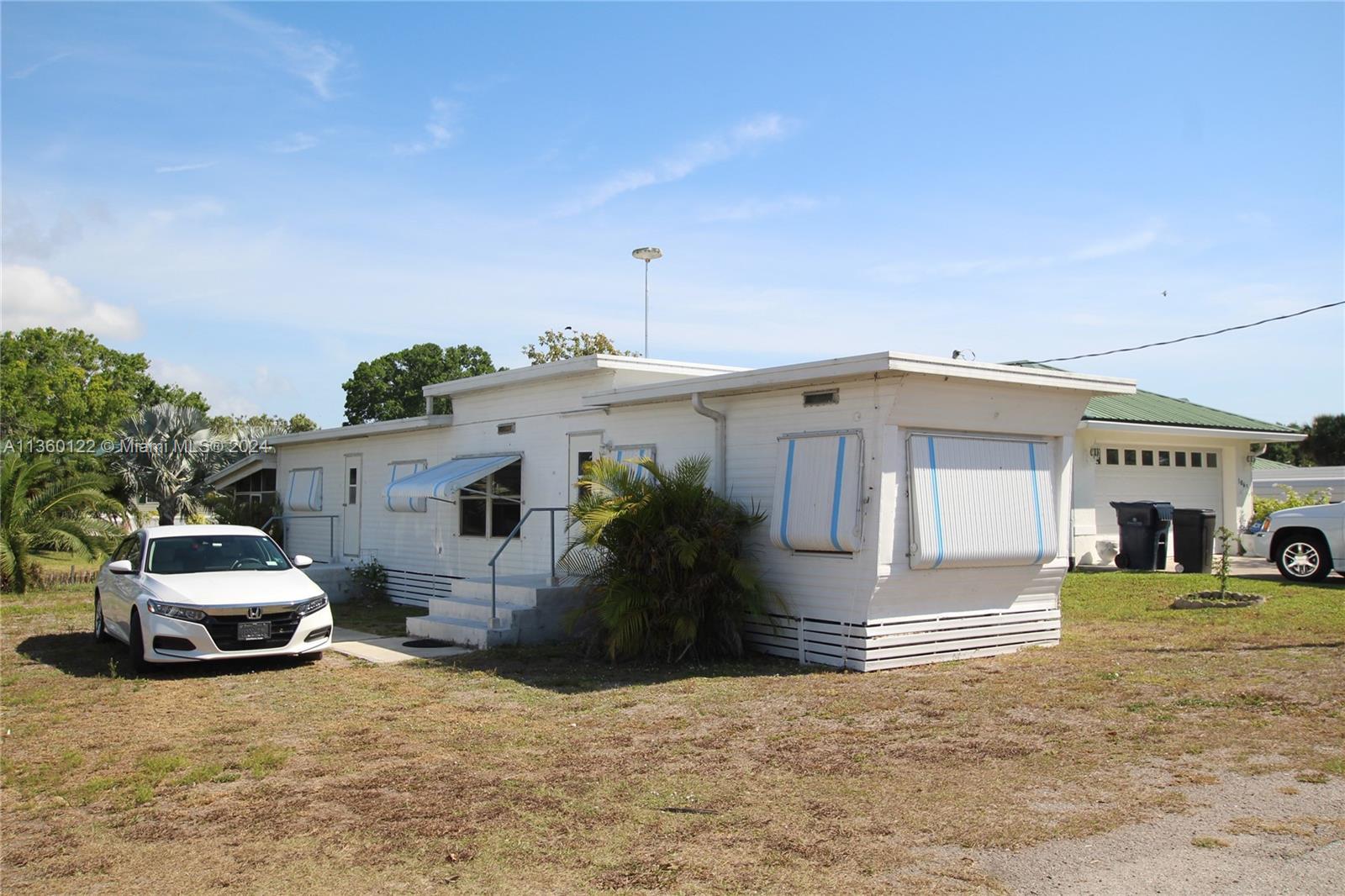 1043 12th Street, Bulkhead Ridge FL 34974 photo 2