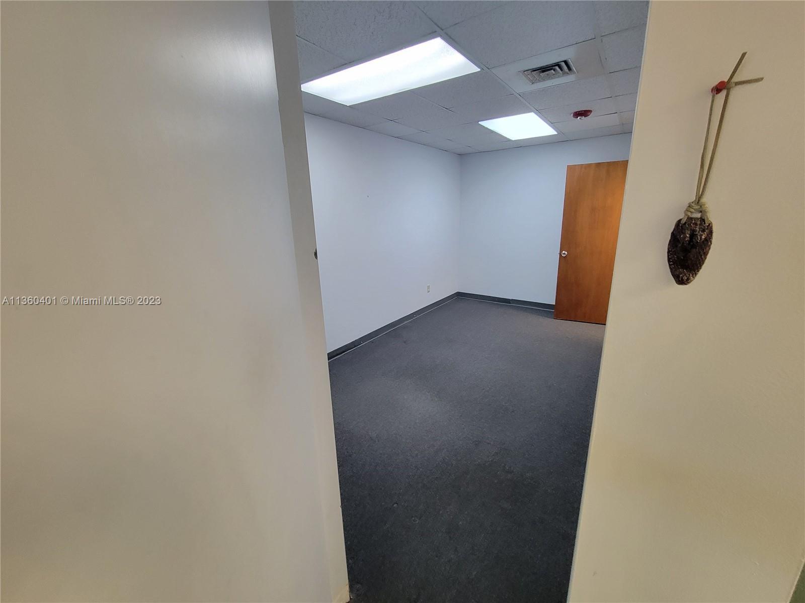 9370 SW 72nd St, Miami FL 33173 photo 4