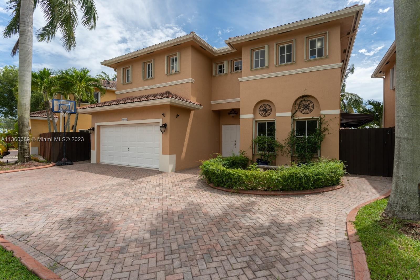 12716 SW 136 TE, Miami FL 33186