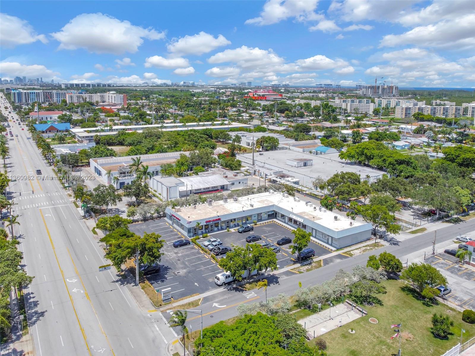 265 S Federal Hwy, Dania Beach FL 33004