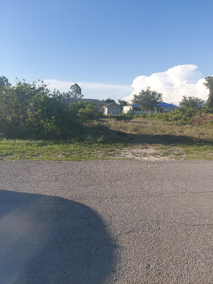 2710 10 St, Lehigh Acres FL 33976