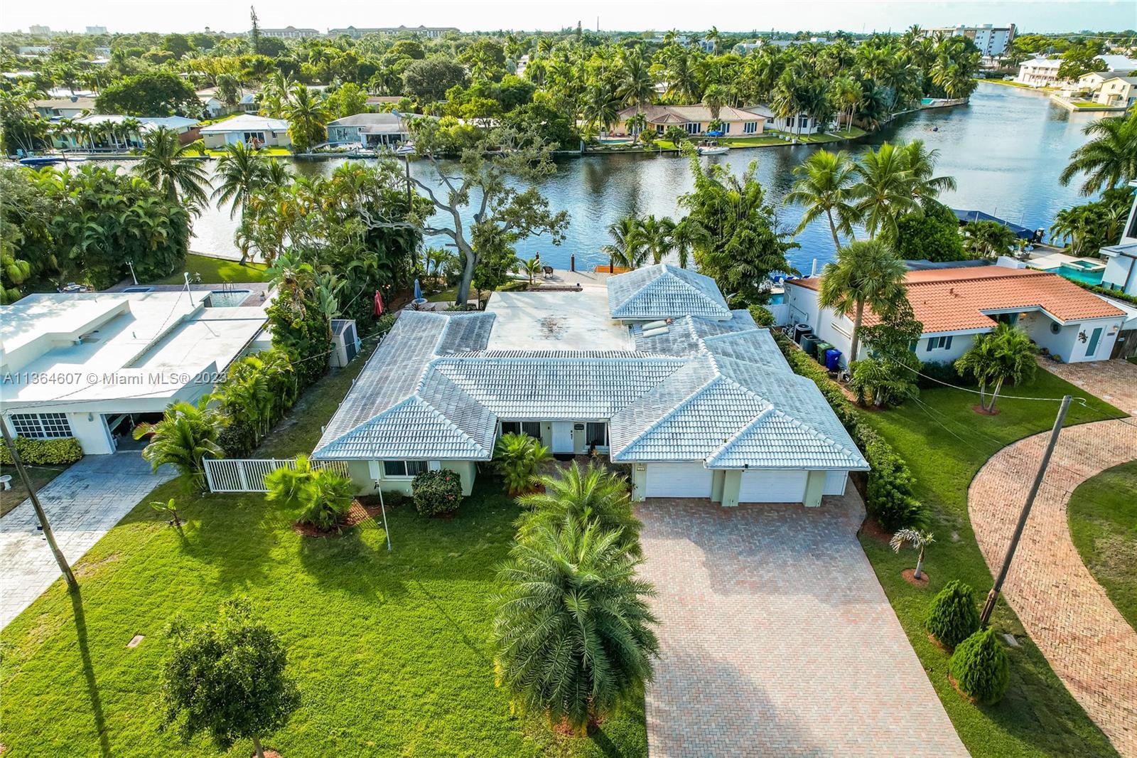 2801 Coral Shores Dr, Fort Lauderdale FL 33306 photo 5