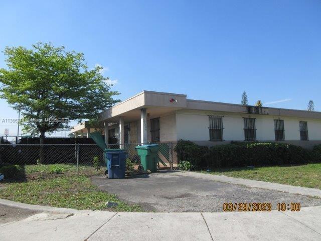 3200 NW 47th St # C, Miami FL 33142