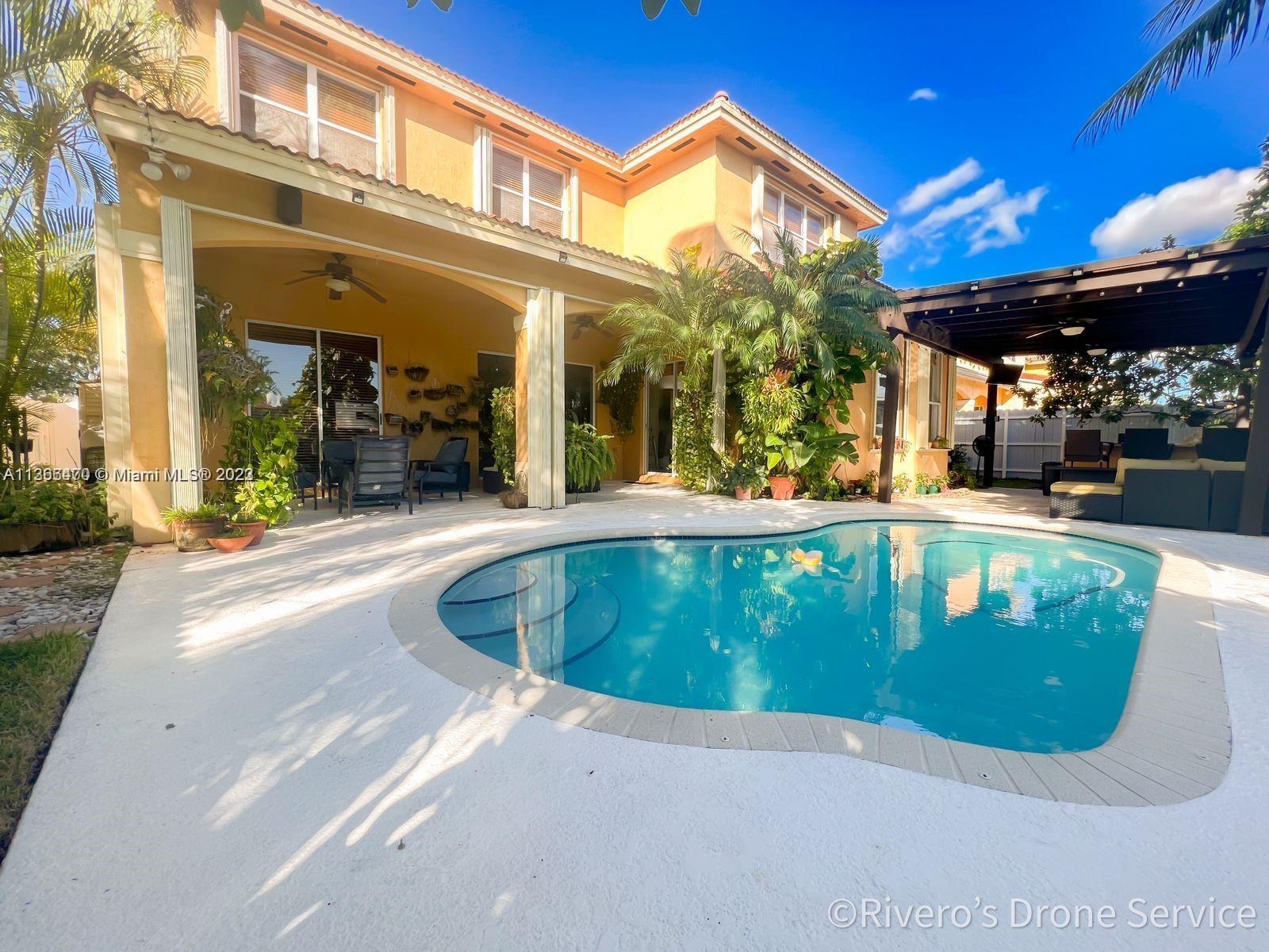 16050 SW 62nd St, Miami FL 33193