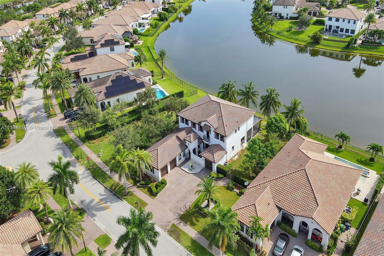 3183 NW 83rd Way, Cooper City FL 33024 photo 3