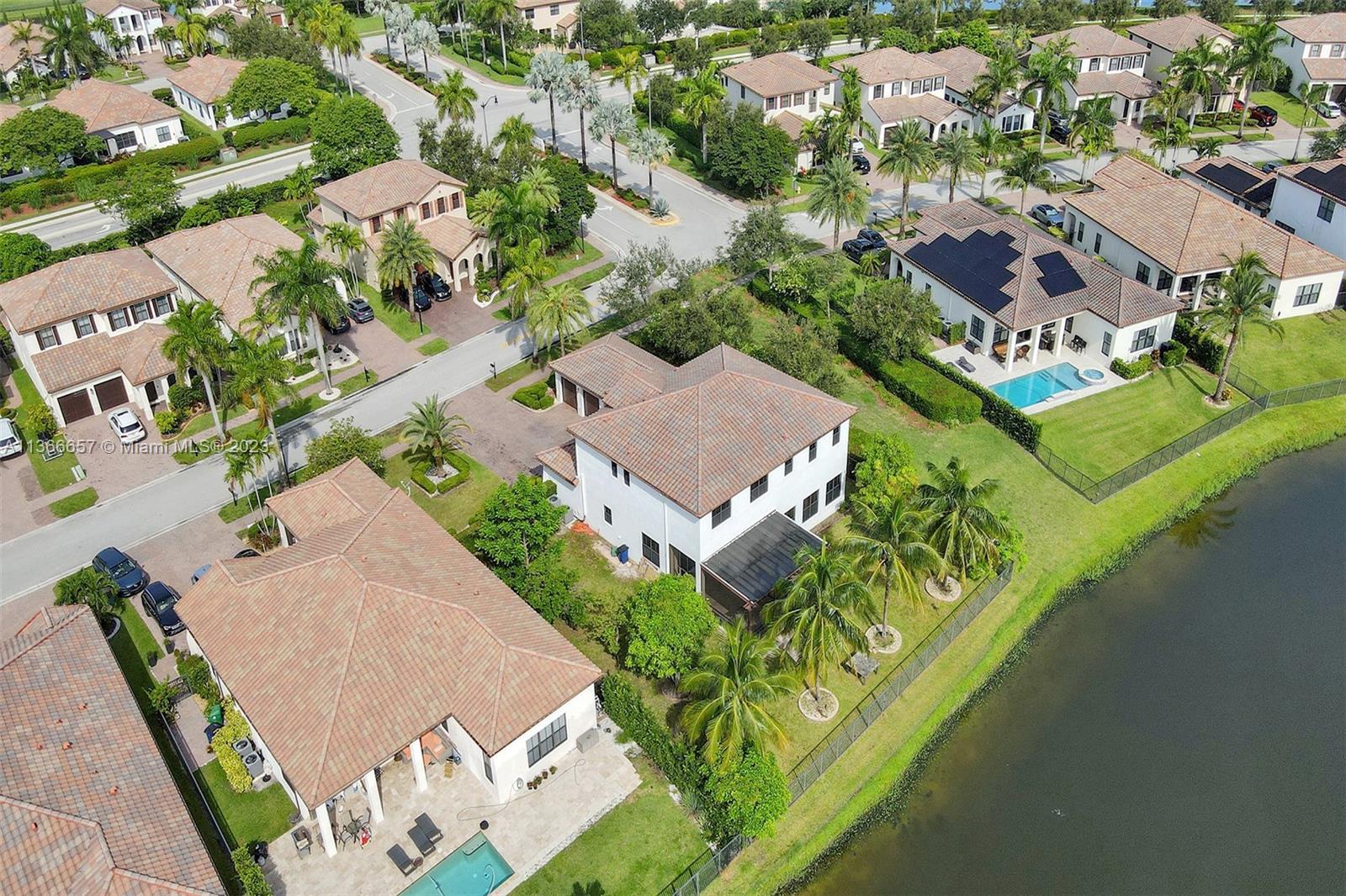 3183 NW 83rd Way, Cooper City FL 33024 photo 5