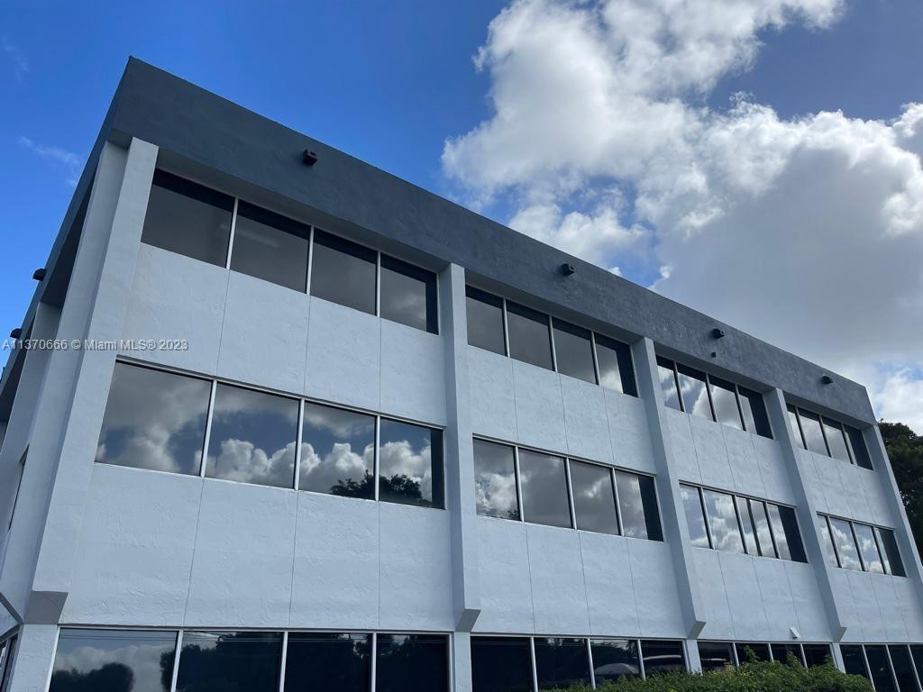 4001 NW 97th Ave # C, Doral FL 33178