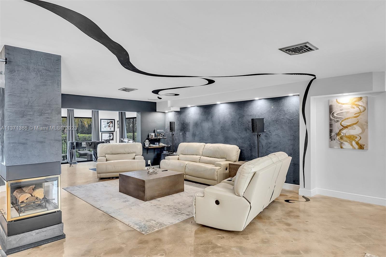 5602 S Travelers Palm Ln, Tamarac FL 33319 photo 5