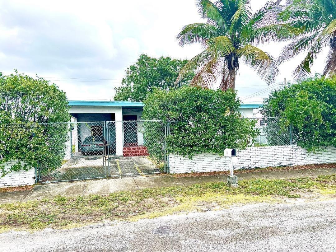 1411 NW 118th St, Miami FL 33167 photo 4