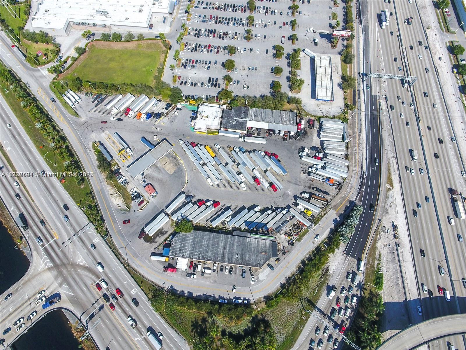 9101 W Okeechobee Rd # 205A, Hialeah Gardens FL 33016