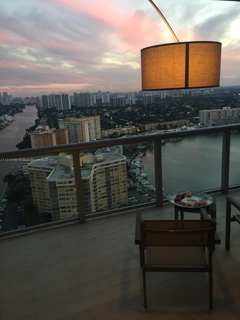 Hallandale Beach, FL 33009 photo 4