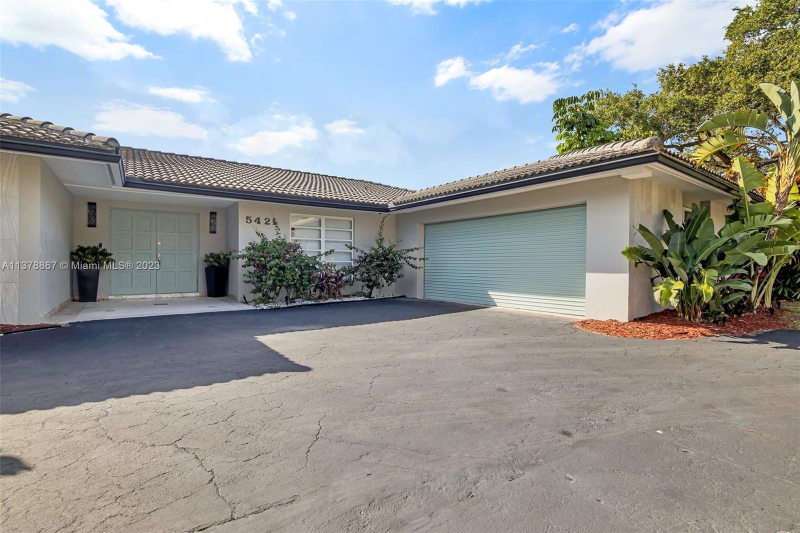 5421 N 36th Ct, Hollywood FL 33021 photo 5