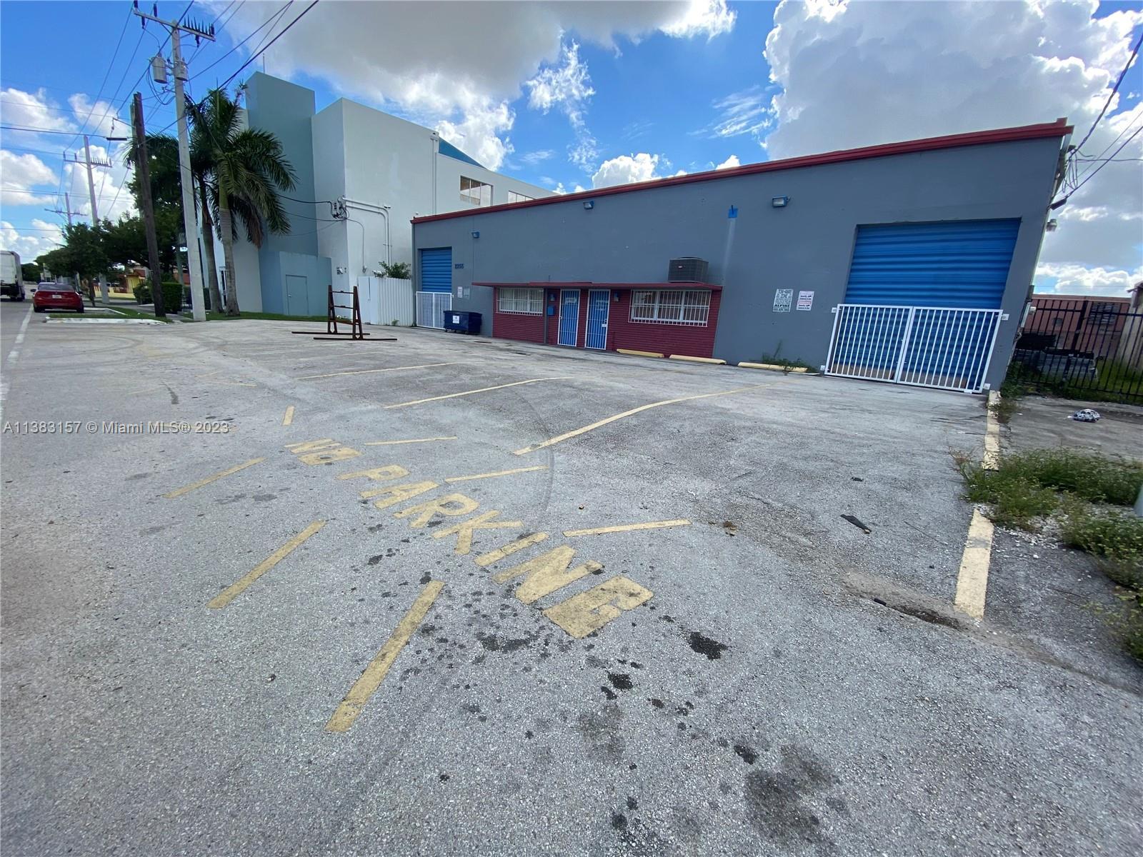 Hialeah, FL 33010 photo 4