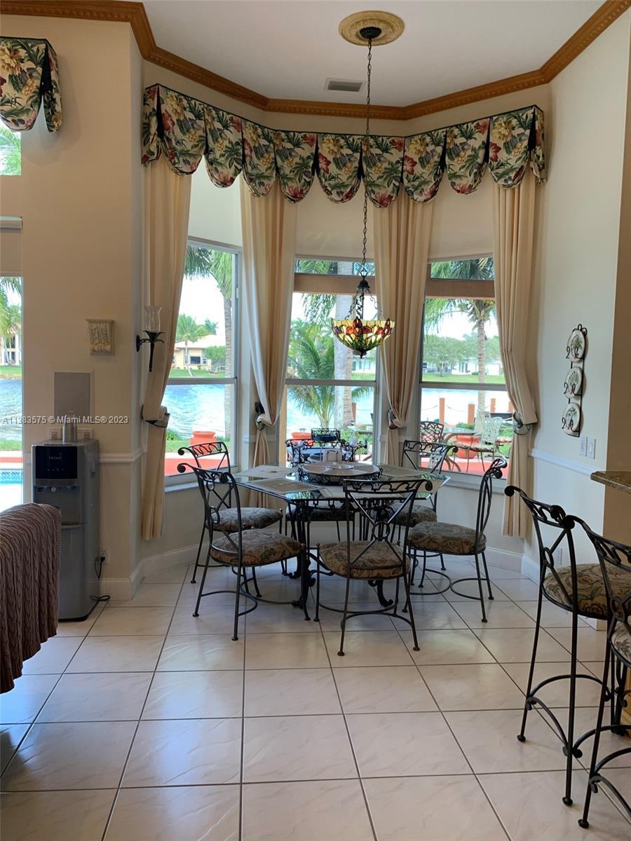 576 NW 120th Dr, Coral Springs FL 33071 photo 4