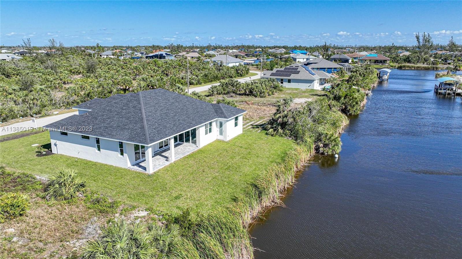 14646 Lillian Circle, Port Charlotte FL 33981 photo 4
