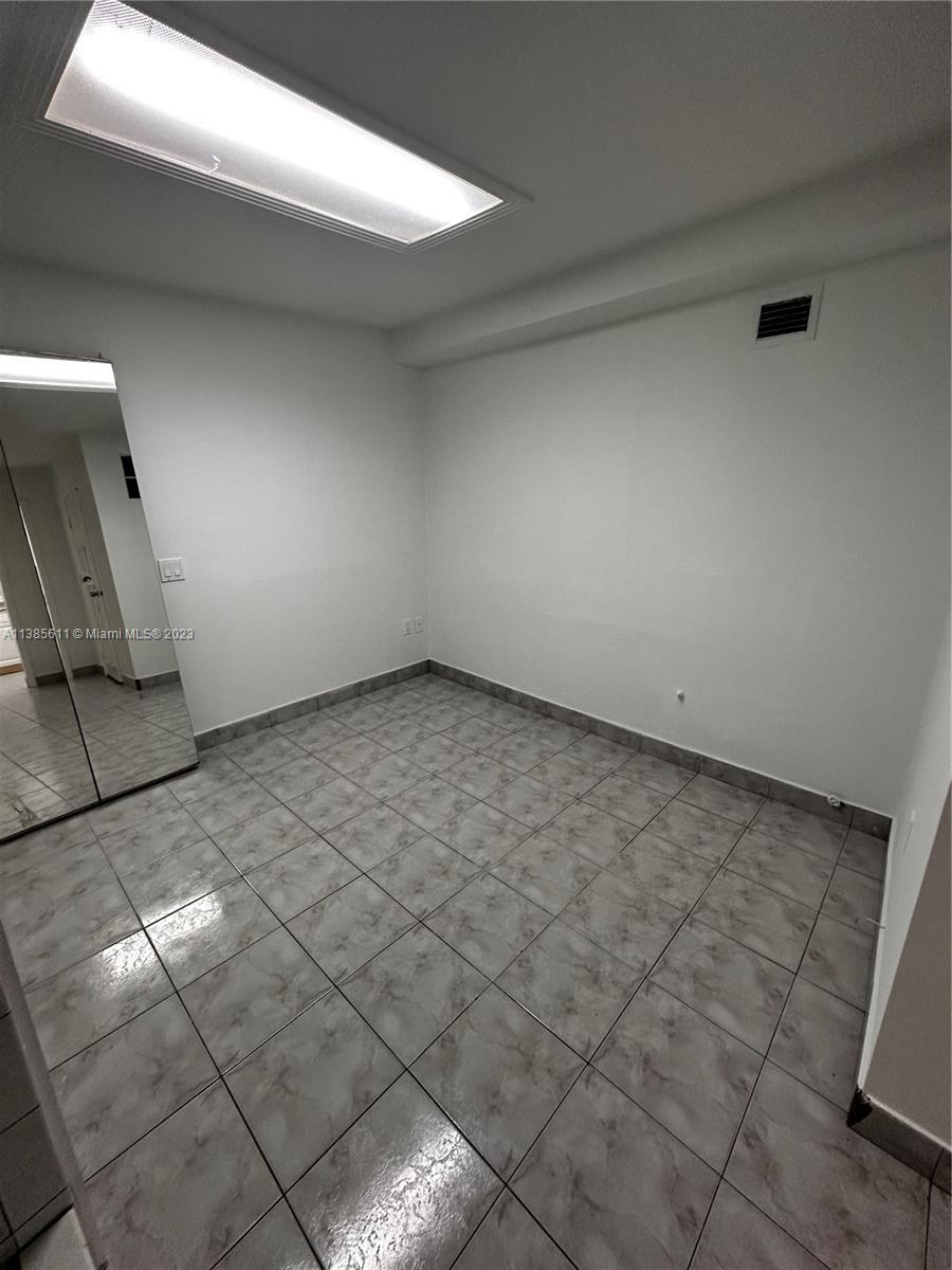 1866 SW 25th Ter # 4, Miami FL 33133 photo 5