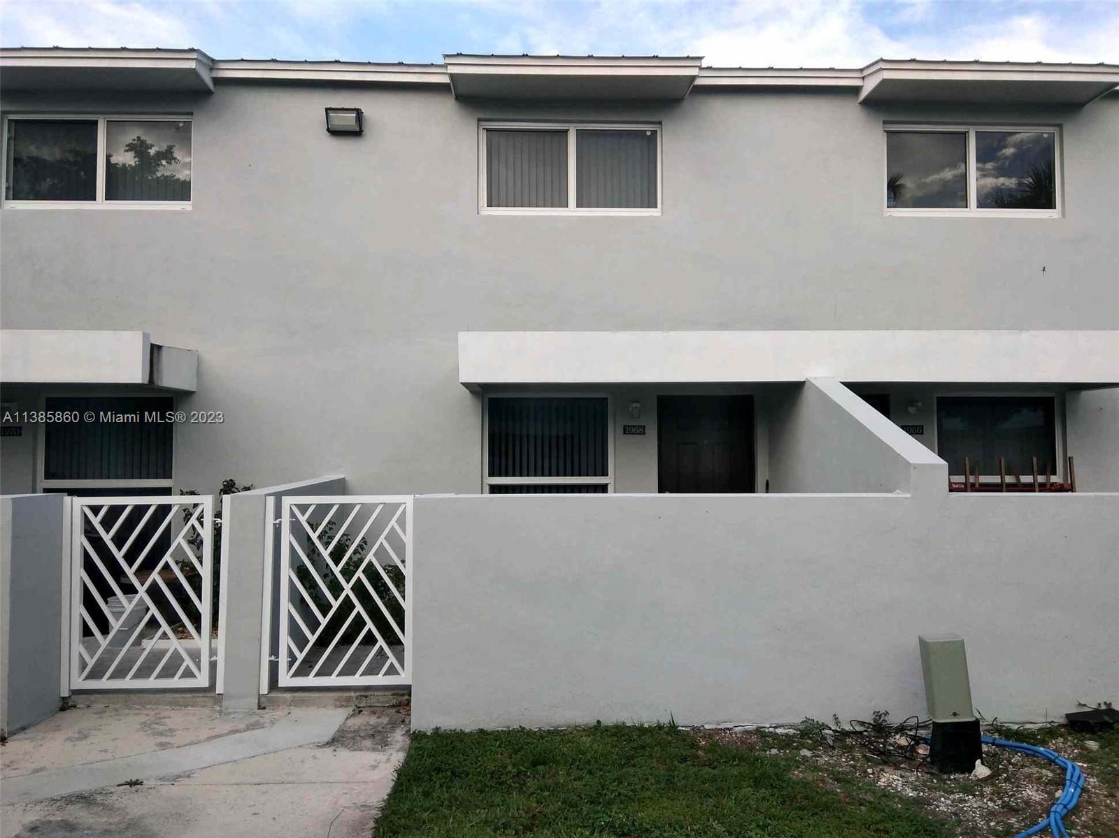 1968 NW 4th Ct # 323, Miami FL 33136