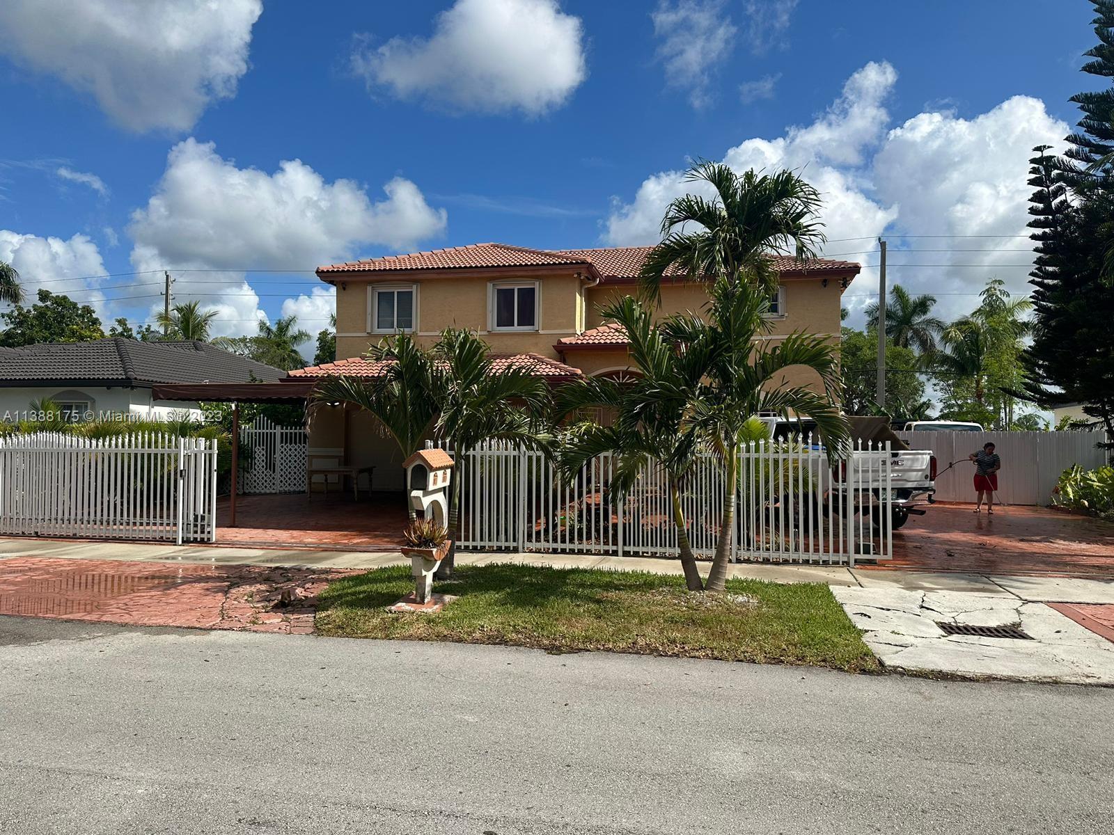 14241 SW 288th Ter, Homestead FL 33033 photo 3