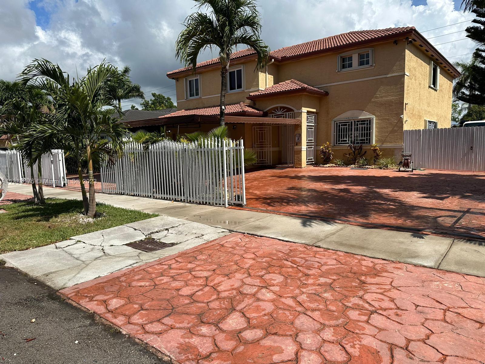 14241 SW 288th Ter, Homestead FL 33033 photo 4