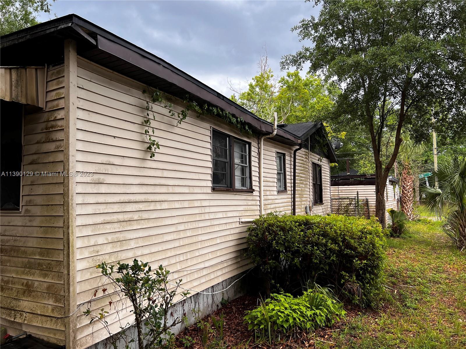 2029 W 18TH ST, Jacksonville FL 32209 photo 4