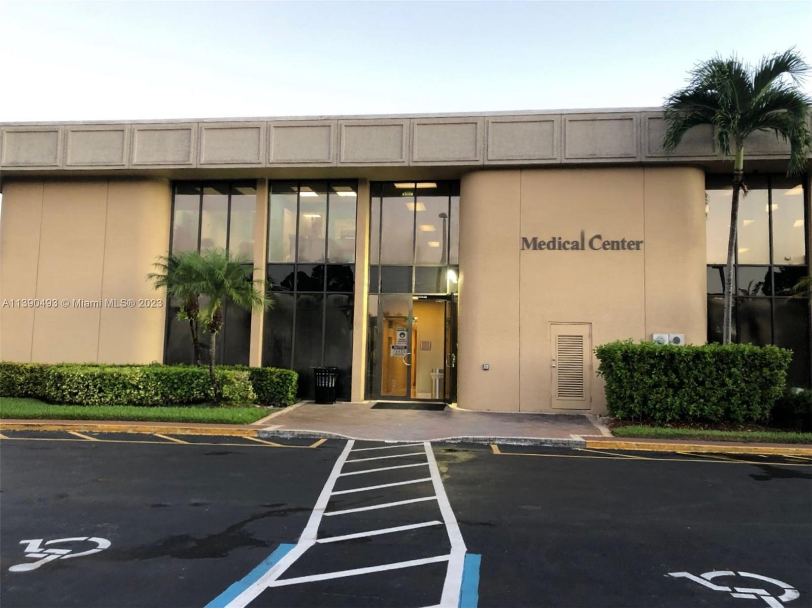 Medical Ctr Cafeteria in Kendall, Miami FL 33176