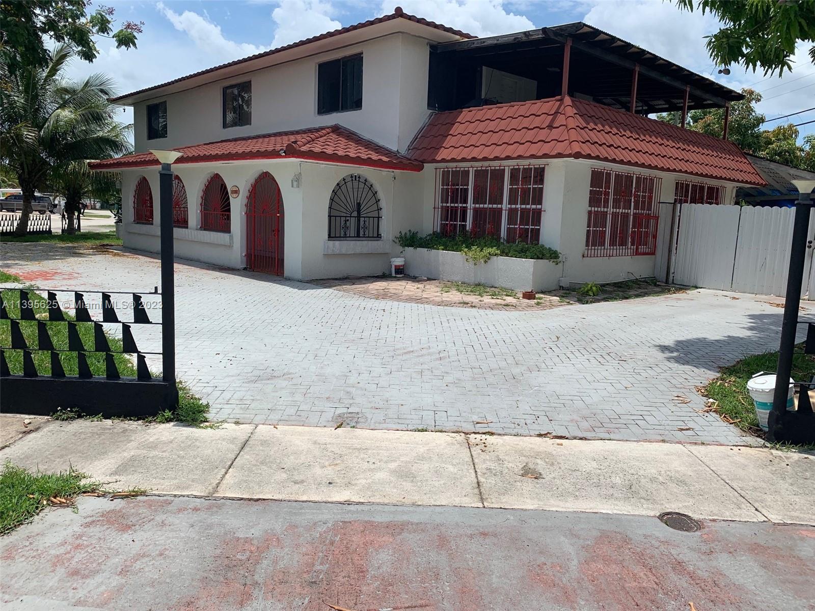 1100 E 8th Ct, Hialeah FL 33010 photo 2
