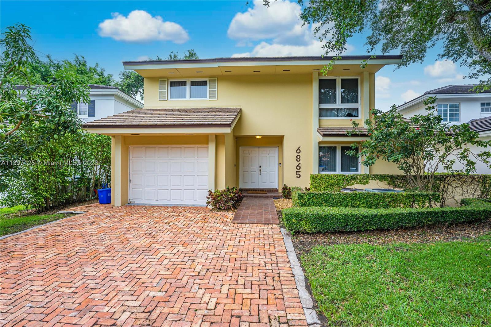 6865 Veronese St, Coral Gables FL 33146