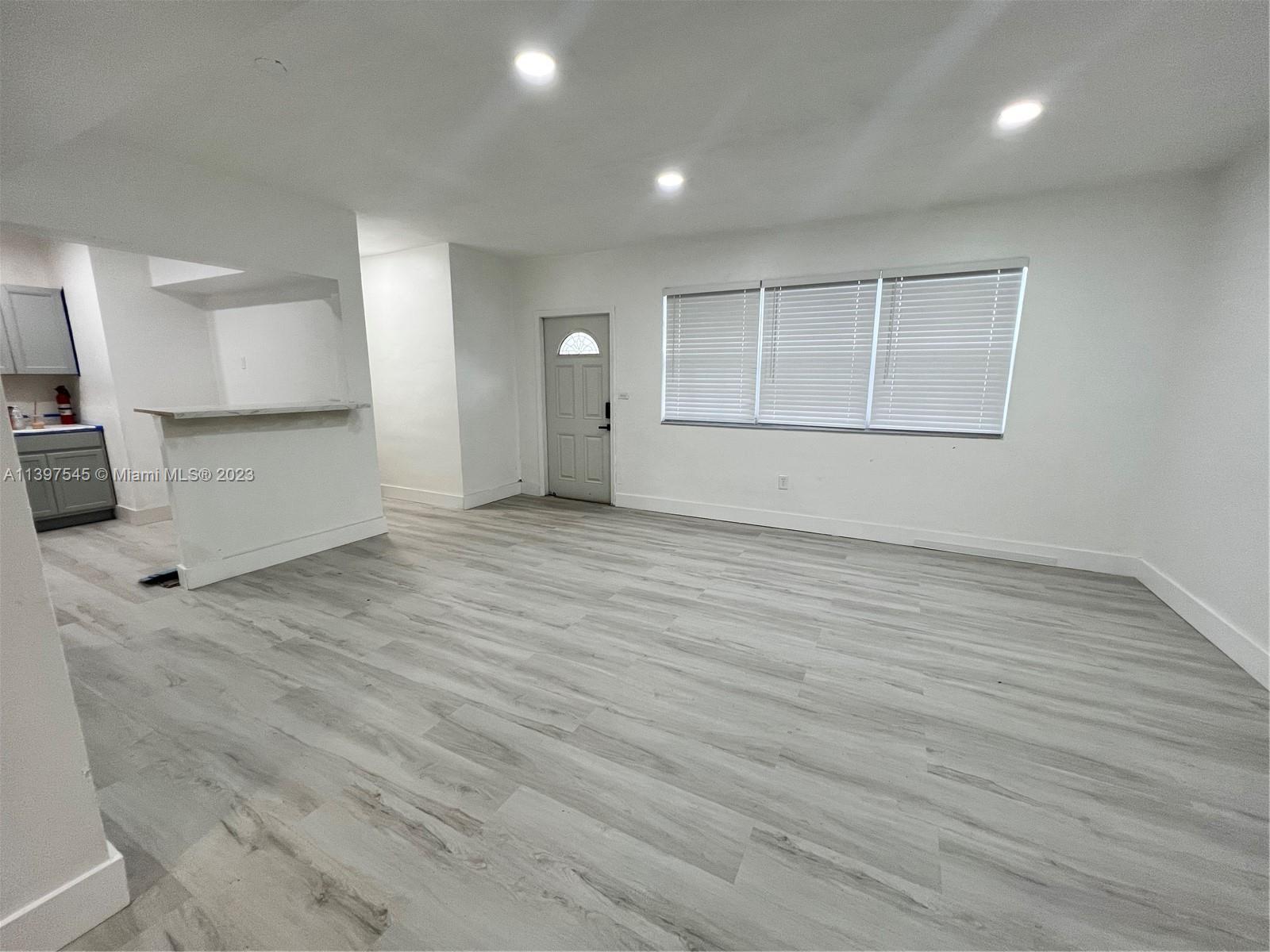 1821 NW 185th St, Miami Gardens FL 33056 photo 3