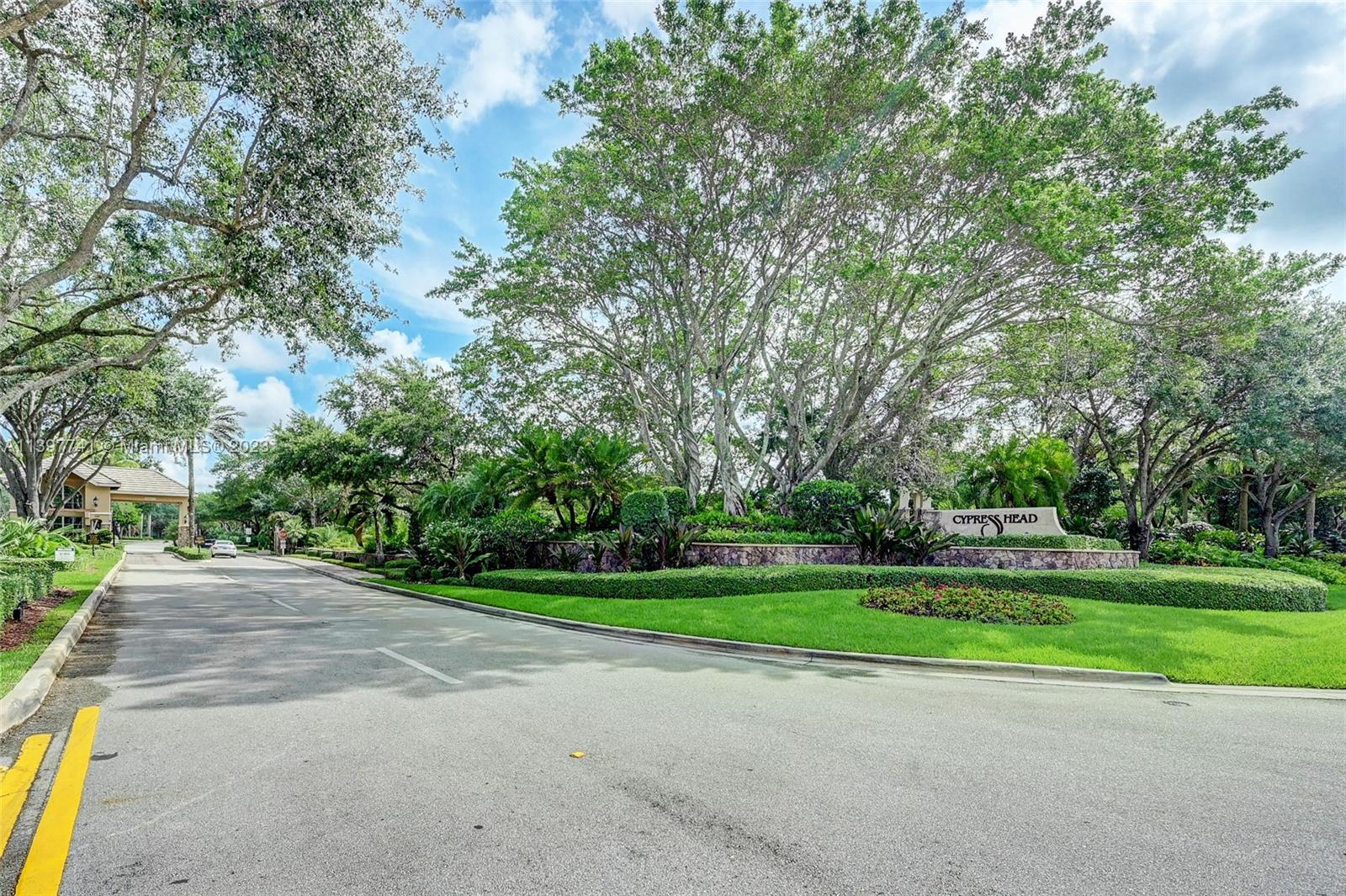 7120 NW Hialeah Ln # 7120, Parkland FL 33067 photo 2