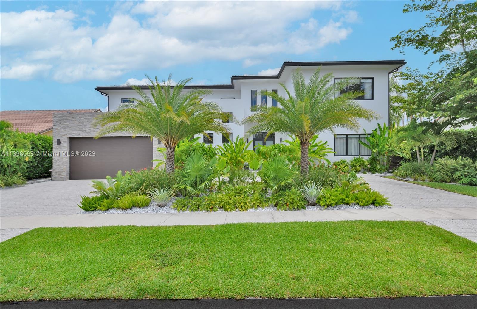 10151 SW 3rd St, Plantation FL 33324 photo 3