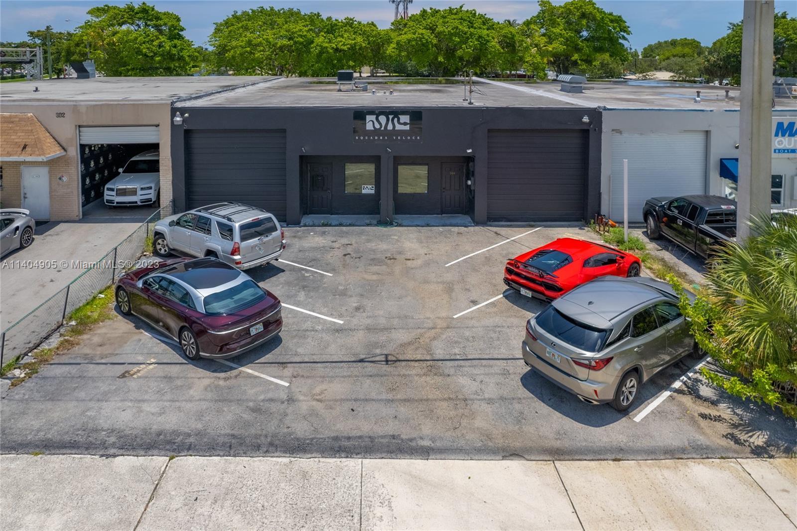 304 S Dixie Hwy E, Pompano Beach FL 33060 photo 2