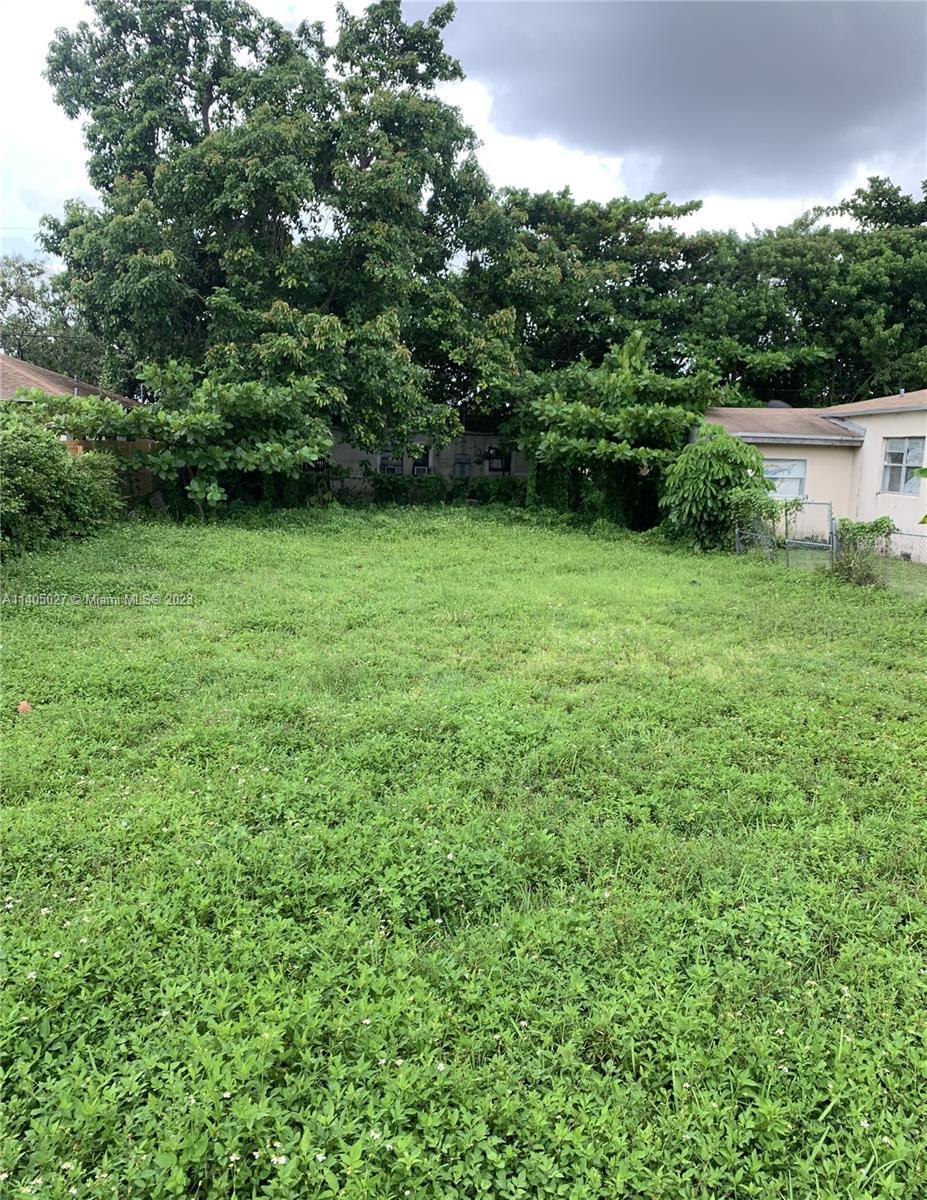 1818 NW 49th St, Miami FL 33142 photo 3