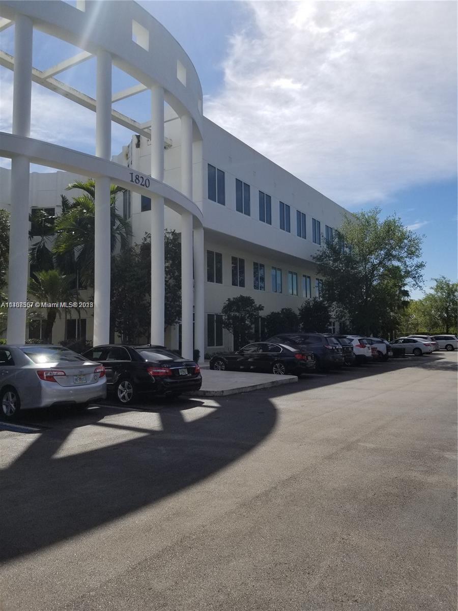 Weston, FL 33326 photo 3