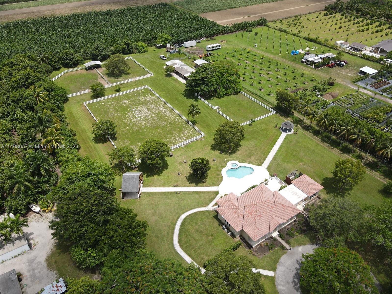 13915 SW 182nd Ave, Miami FL 33196