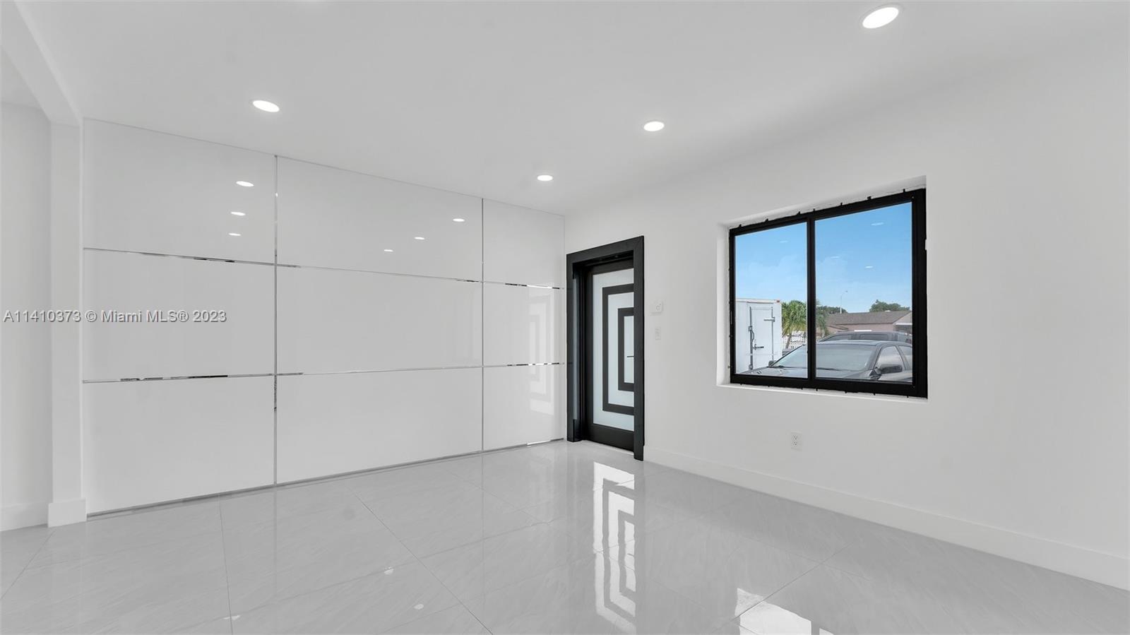242 E 16th St, Hialeah FL 33010 photo 4