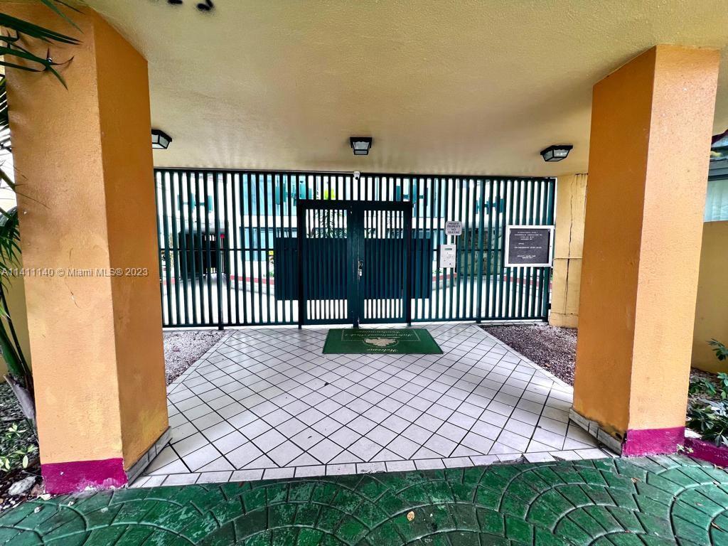 11750 SW 18th St # 1, Miami FL 33175 photo 2