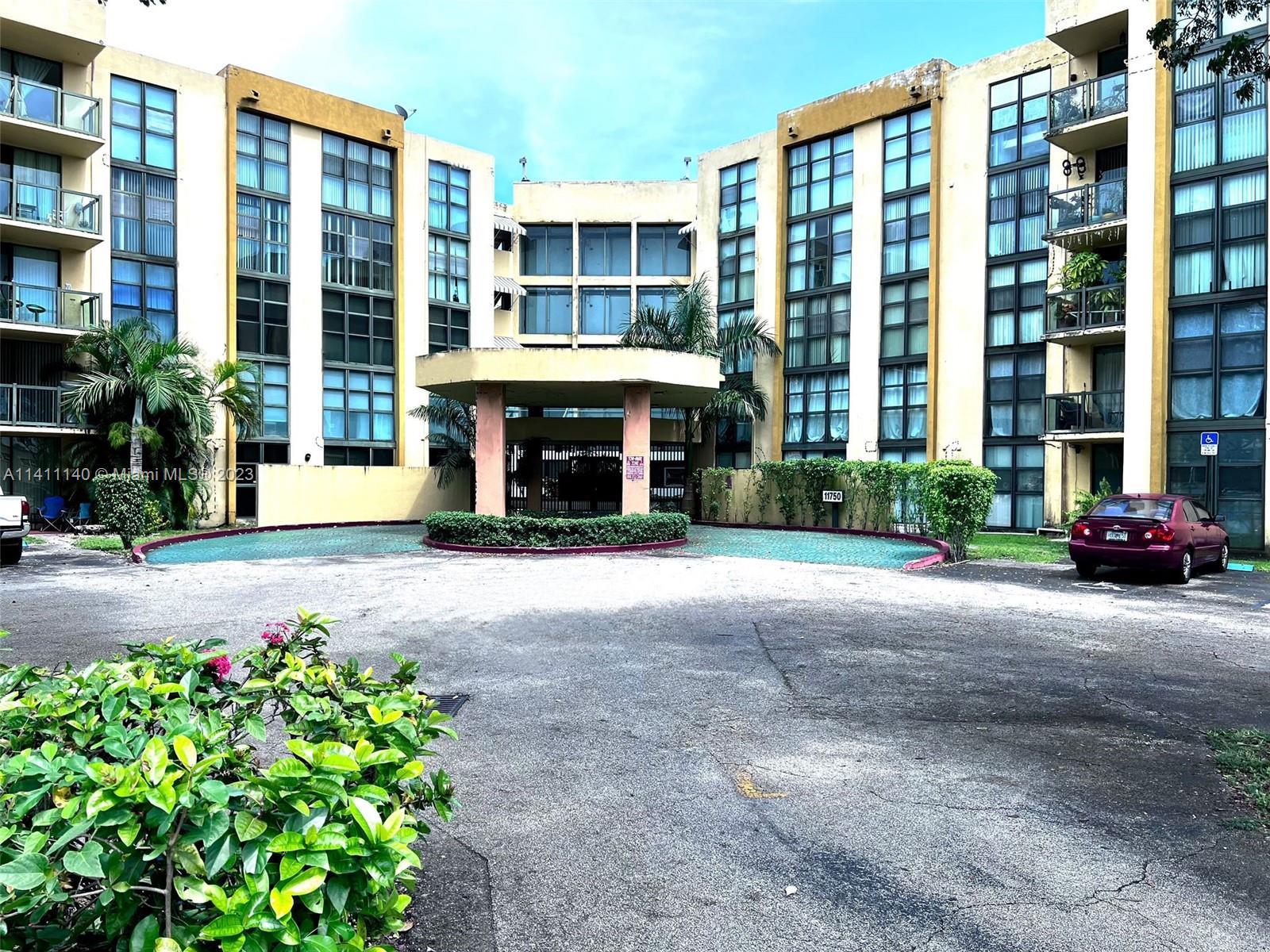 11750 SW 18th St # 1, Miami FL 33175