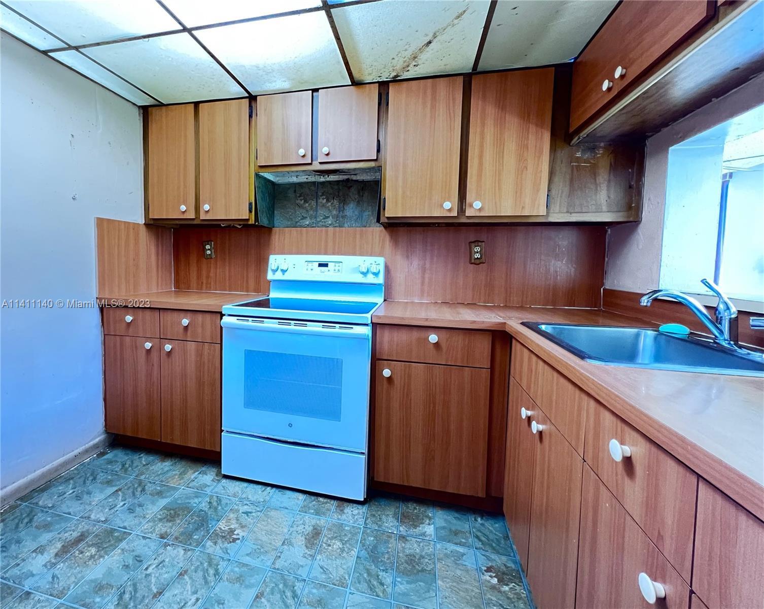 11750 SW 18th St # 1, Miami FL 33175 photo 5