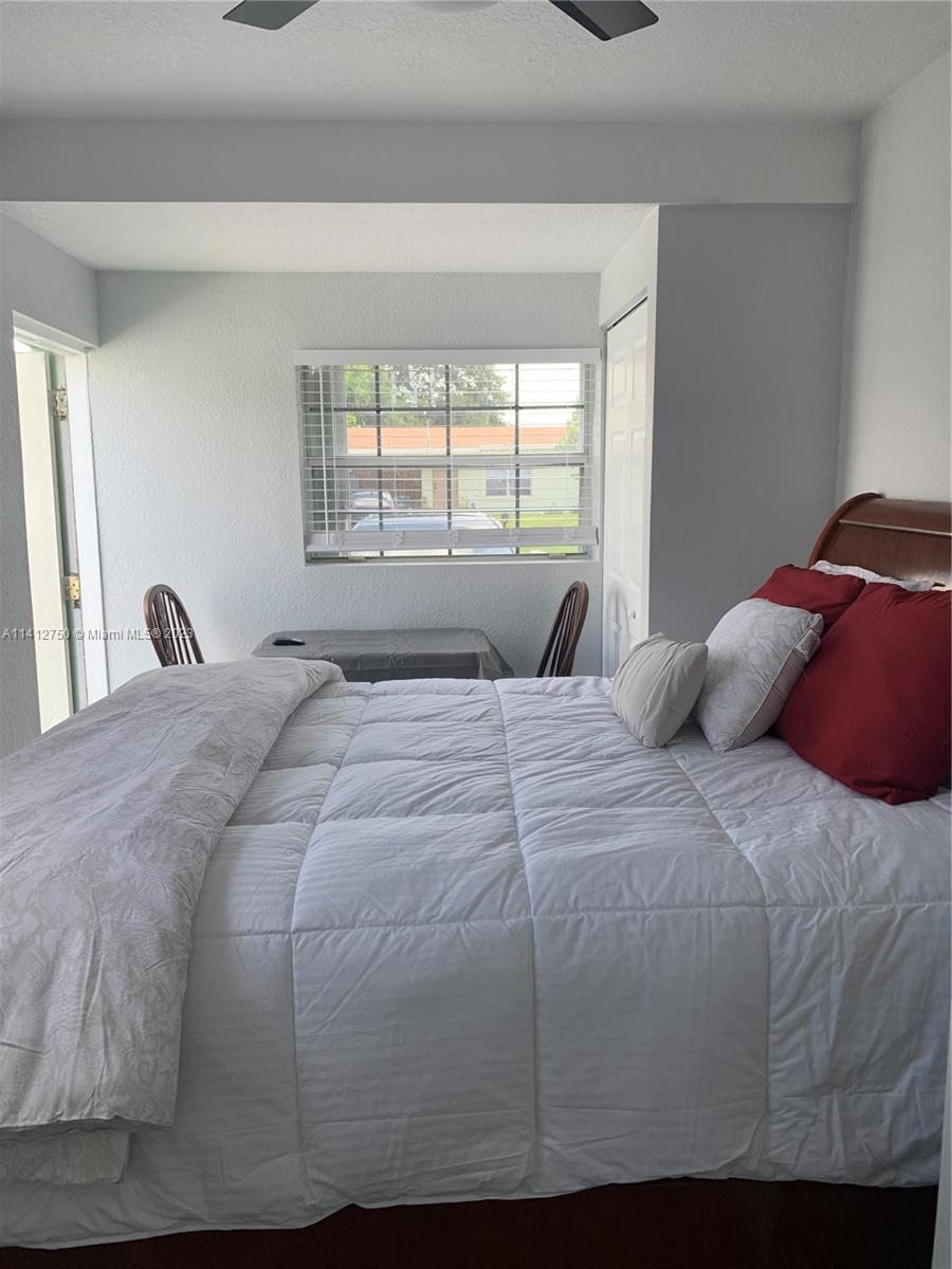 West Palm Beach, FL 33413 photo 5
