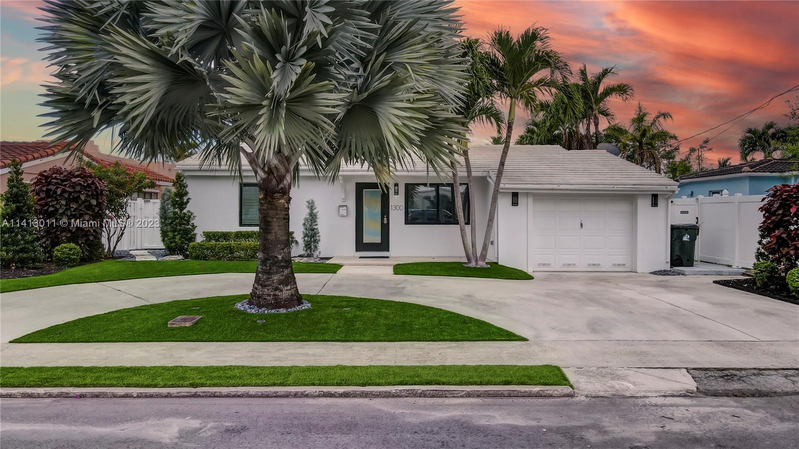 1300 Mango Isle, Fort Lauderdale FL 33315 photo 2