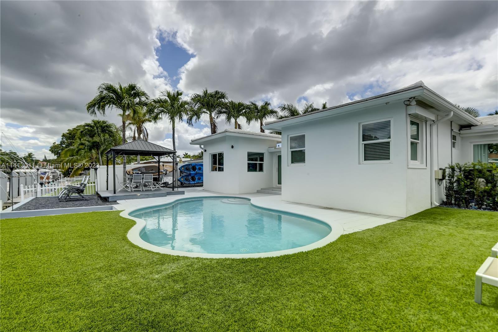 1300 Mango Isle, Fort Lauderdale FL 33315 photo 3