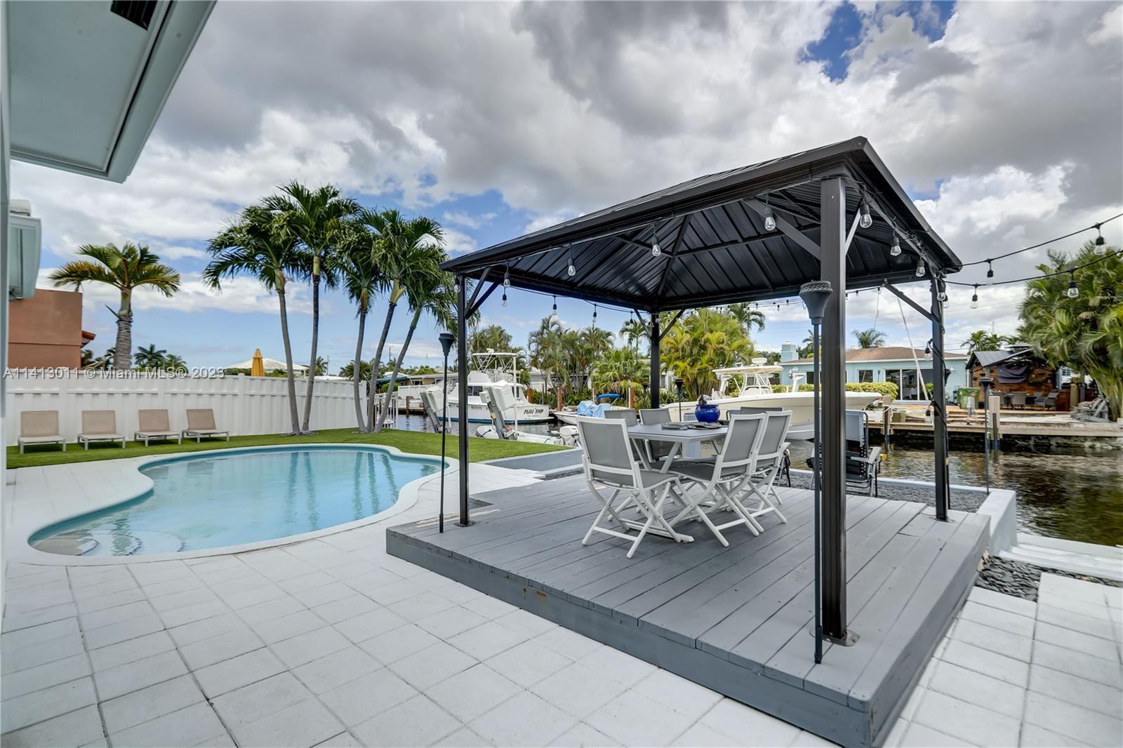 1300 Mango Isle, Fort Lauderdale FL 33315 photo 4