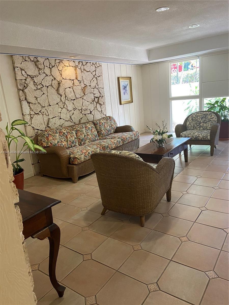 1205 Mariposa Ave # 433, Coral Gables FL 33146 photo 3
