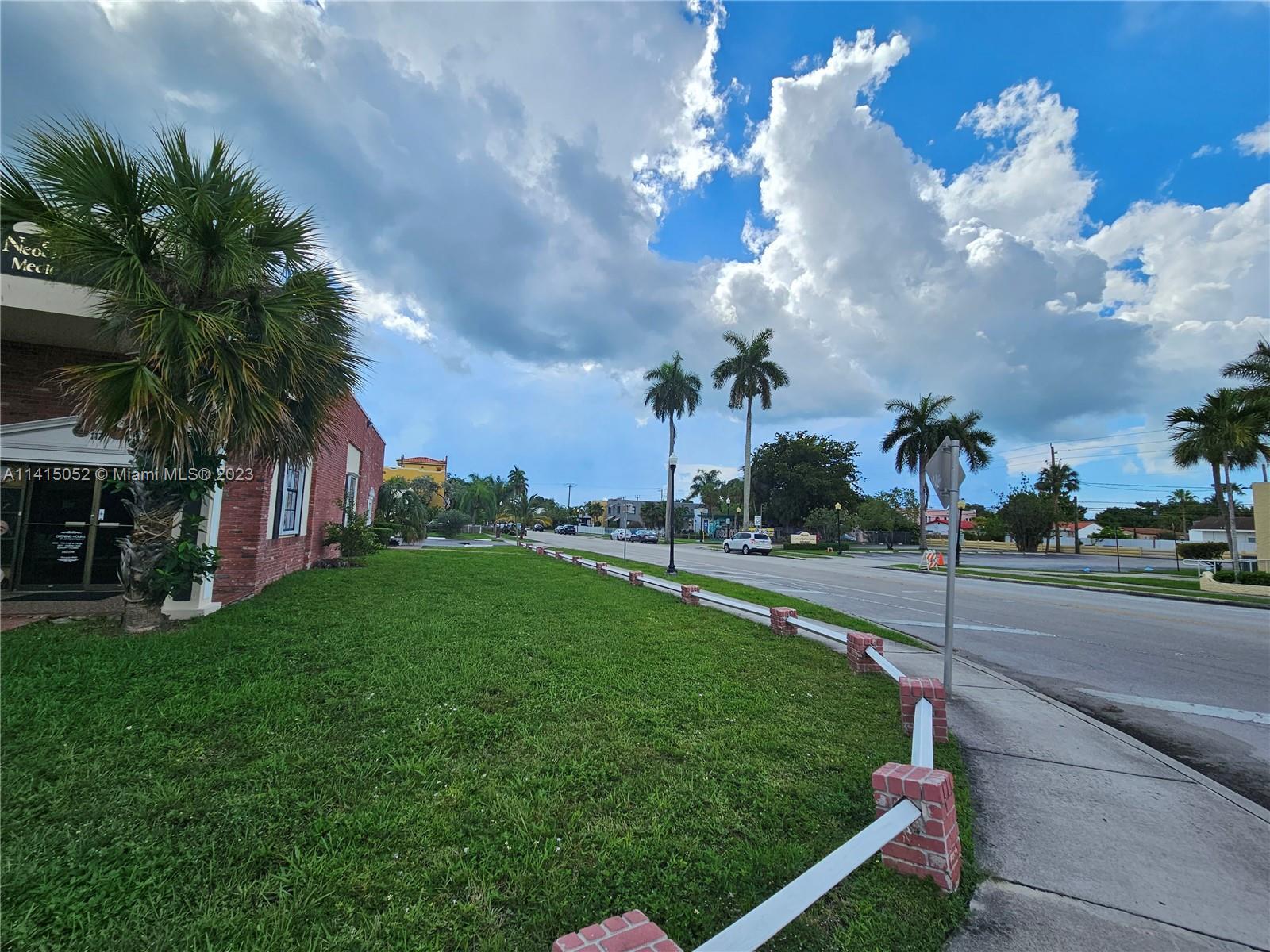 111 S 17th Ave, Hollywood FL 33020 photo 4